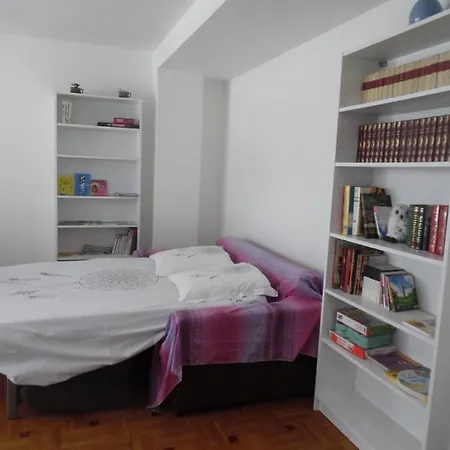 Apartment Joly 2 Pieces A 100 Mt De La *